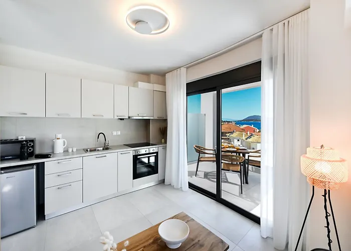 Pillow Appartamento Nikiana